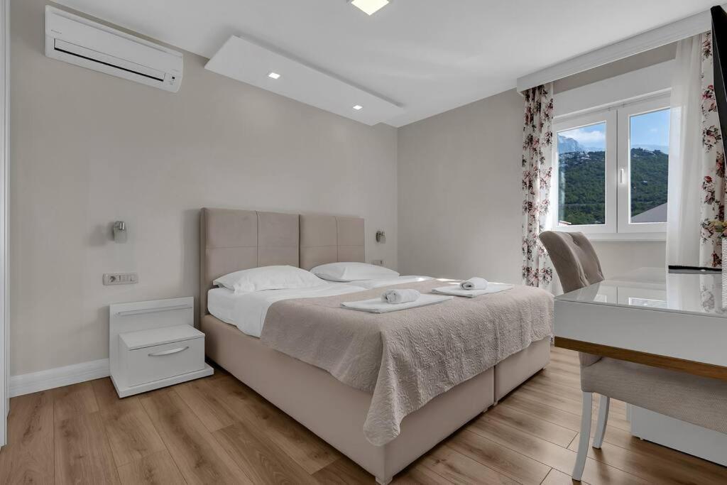 Apartment Hrvoje -Nur 50M Bis Zum Meer - Makarska Exklusiv Promajna Eksteriør bilde